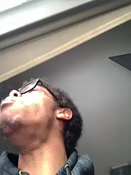 Snapshot of ELPikaPreta chatting on 4, 3, 2026 ELPikaPreta online show from 4, 3, 2026