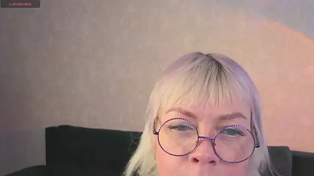 Snapshot of Ann_Annise chatting on 1, 3, 2026 Ann Annise online show from 1, 3, 2026