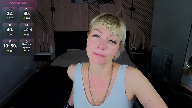 Snapshot of Ann_Annise chatting on 6, 7, 2026 Ann Annise online show from 6, 7, 2026