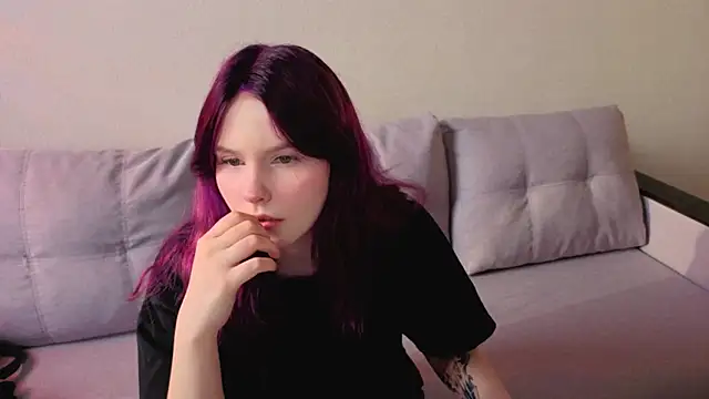 Julia Anis online show from 29, 3, 2026