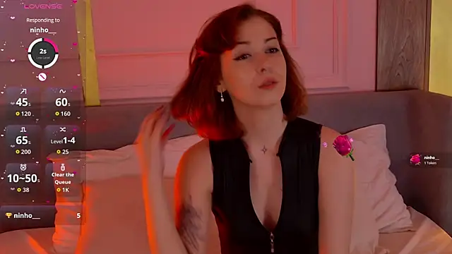 VivanWestwood online show from 13, 4, 2026