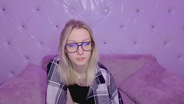 Snapshot of Akiro_Kim7 chatting on 24, 2, 2026 Akiro Kim7 online show from 24, 2, 2026