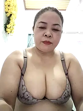 Snapshot of Baby-bigtits2026 chatting on 12, 5, 2026 Baby-bigtits2026 online show from 12, 5, 2026
