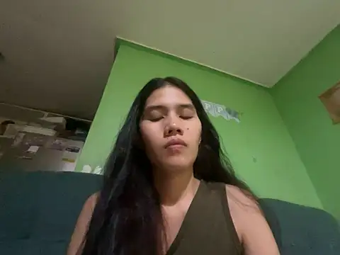Snapshot of Sweetiebabe25 chatting on 8, 6, 2026 Sweetiebabe25 online show from 8, 6, 2026