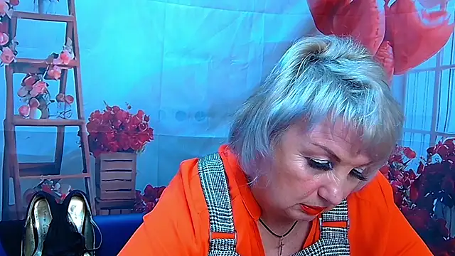 RenataDaster online show from 15, 4, 2026