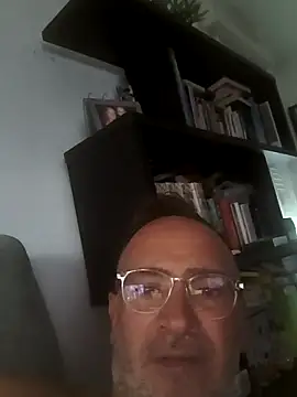 Snapshot of bobo672 chatting on 10, 4, 2026 bobo672 online show from 10, 4, 2026