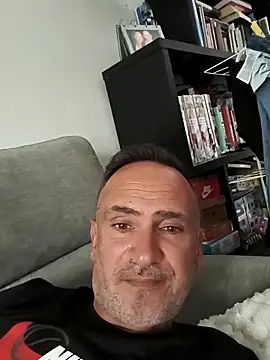 Snapshot of bobo672 chatting on 13, 4, 2026 bobo672 online show from 13, 4, 2026