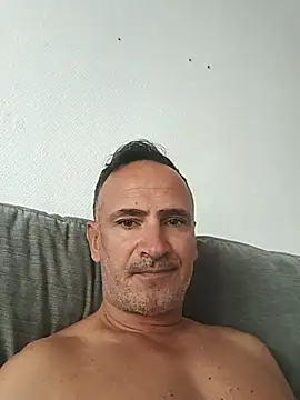 Snapshot of bobo672 chatting on 27, 4, 2026 bobo672 online show from 27, 4, 2026