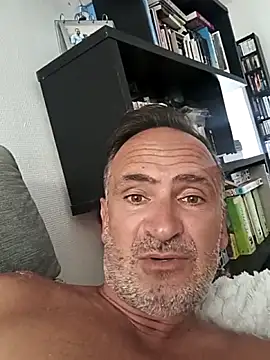Snapshot of bobo672 chatting on 30, 5, 2026 bobo672 online show from 30, 5, 2026