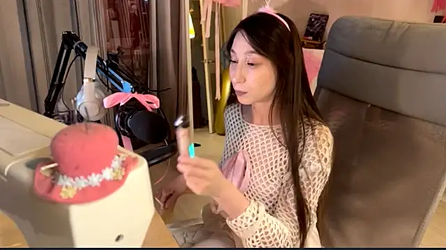 Snapshot of karinasun chatting on 25, 2, 2026 karinasun online show from 25, 2, 2026