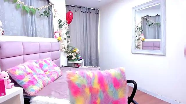 Snapshot of Keiry_Paloma chatting on 21, 2, 2026 Keiry Paloma online show from 21, 2, 2026