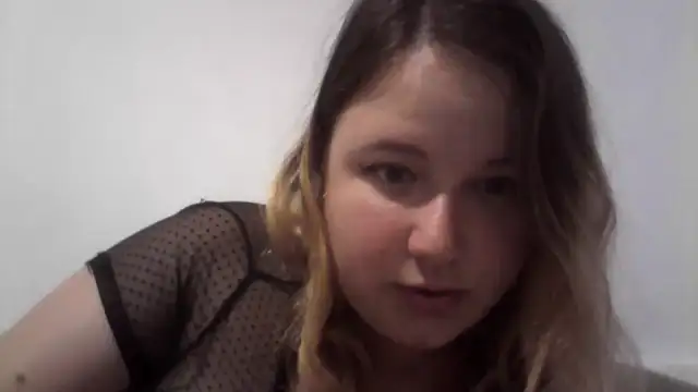 Snapshot of tuzorra99 chatting on 15, 3, 2026 tuzorra99 online show from 15, 3, 2026