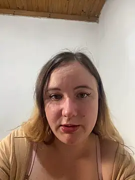 Snapshot of tuzorra99 chatting on 24, 5, 2026 tuzorra99 online show from 24, 5, 2026
