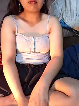 Slutty 18 online show from 1, 3, 2026