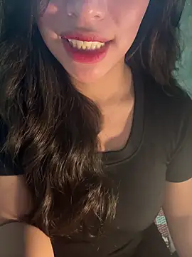 Snapshot of QuynhAnh_2k1 chatting on 5, 2, 2026 QuynhAnh 2k1 online show from 5, 2, 2026