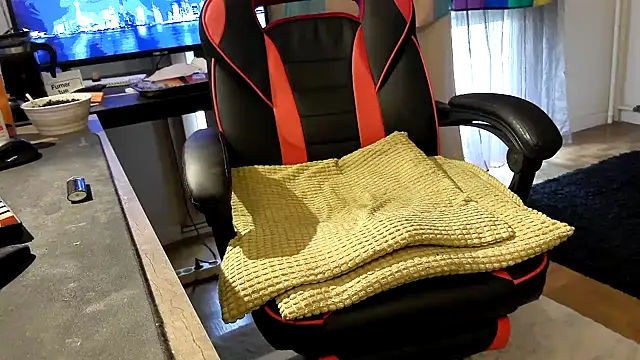 LovelyMeli online show from 10, 4, 2026