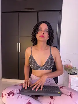 Snapshot of Nala_OMG chatting on 7, 2, 2026 Nala OMG online show from 7, 2, 2026