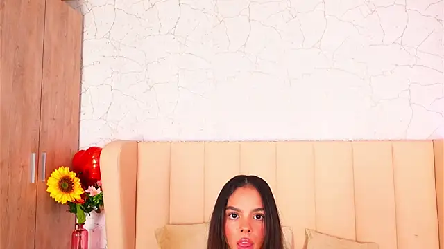 Snapshot of BambiRoses chatting on 22, 2, 2026 BambiRoses online show from 22, 2, 2026