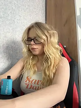 BellaNigght online show from 18, 3, 2026