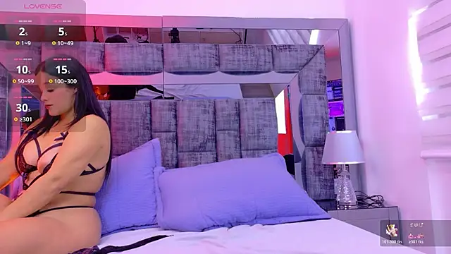 Snapshot of Samantha_Mont chatting on 16, 2, 2026 Samantha Mont online show from 16, 2, 2026