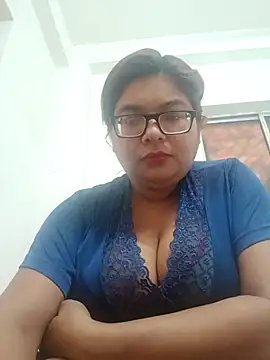 Elie Hallway online show from 23, 3, 2026