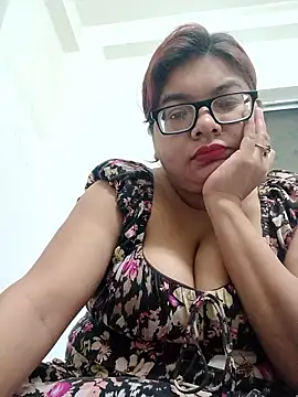 Elie Hallway online show from 28, 3, 2026