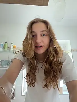 romyxxs online show from 17, 5, 2026