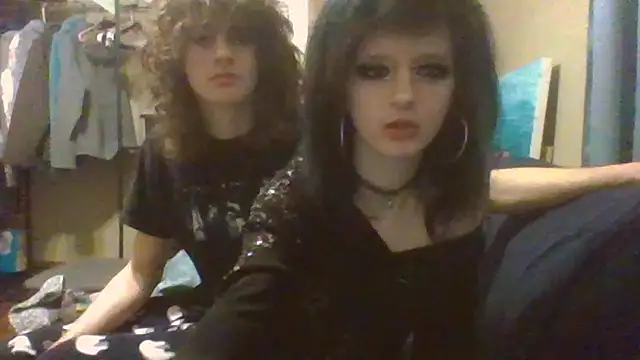 Snapshot of emoprincessxD chatting on 10, 2, 2026 emoprincessxD online show from 10, 2, 2026