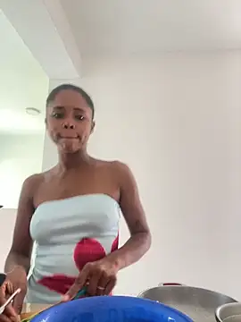 Snapshot of LIA_PARKERR chatting on 28, 2, 2026 LIA PARKERR online show from 28, 2, 2026