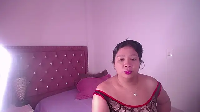 Snapshot of miafuegolatino chatting on 9, 6, 2026 miafuegolatino online show from 9, 6, 2026