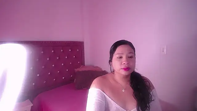 Snapshot of miafuegolatino chatting on 12, 6, 2026 miafuegolatino online show from 12, 6, 2026
