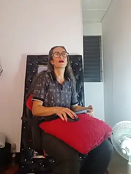 Snapshot of laurasofia45 chatting on 9, 2, 2026 laurasofia45 online show from 9, 2, 2026