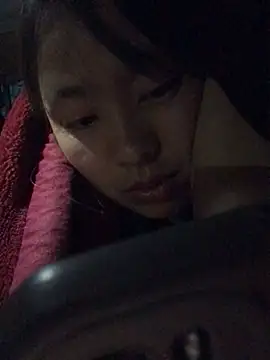 Snapshot of honeyyy110 chatting on 6, 2, 2026 honeyyy110 online show from 6, 2, 2026