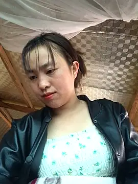 Snapshot of honeyyy110 chatting on 12, 2, 2026 honeyyy110 online show from 12, 2, 2026