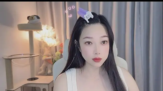 Snapshot of Yumi_yuni chatting on 4, 5, 2026 Yumi yuni online show from 4, 5, 2026