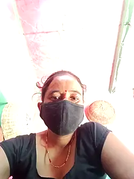 Snapshot of Raamdevi158 chatting on 2, 3, 2026 Raamdevi158 online show from 2, 3, 2026