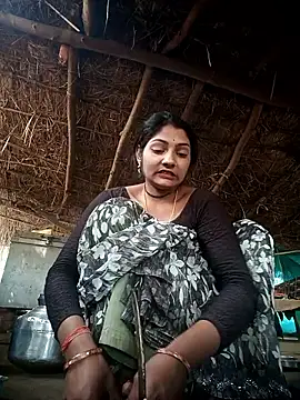 Snapshot of Hotty_raghni chatting on 2, 2, 2026 Hotty raghni online show from 2, 2, 2026