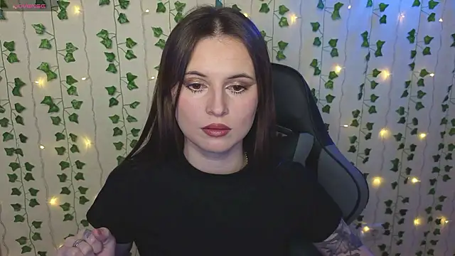 Snapshot of AliceIMonta chatting on 14, 2, 2026 AliceIMonta online show from 14, 2, 2026