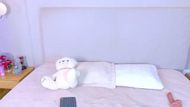 JosselynBrown online show from 8, 2, 2026