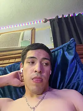 Snapshot of Tupapi696969q chatting on 16, 5, 2026 Tupapi696969q online show from 16, 5, 2026