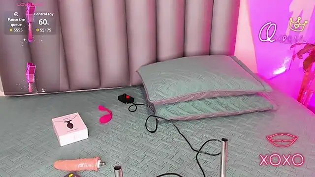 Miaa-Foxx online show from 27, 3, 2026