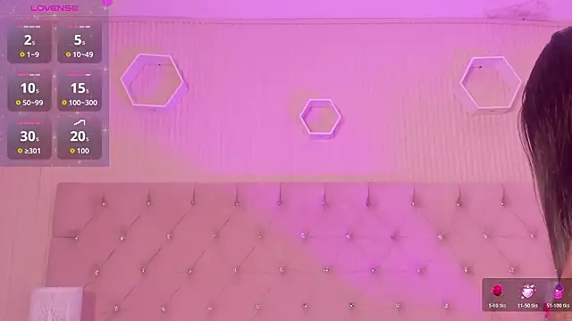 Snapshot of JazminRusso_ chatting on 17, 2, 2026 JazminRusso online show from 17, 2, 2026