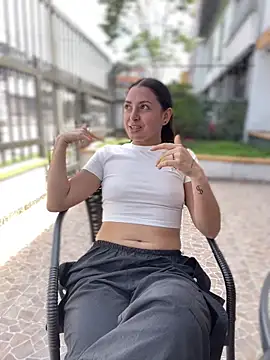 ArianaDominguez Pink online show from 4, 2, 2026