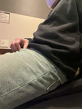 Snapshot of yuuuuusuke00 chatting on 13, 2, 2026 yuuuuusuke00 online show from 13, 2, 2026