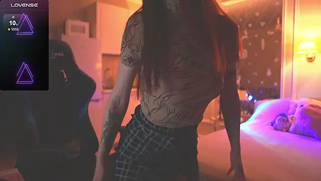 foxy red  online show from 2, 2, 2026