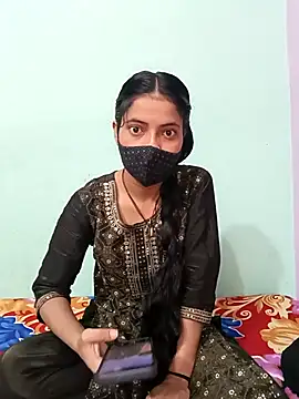 18 year old girl online show from 14, 4, 2026