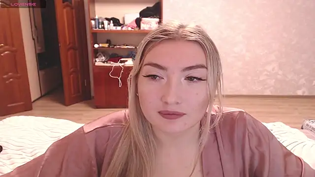 MiraRoy online show from 9, 2, 2026