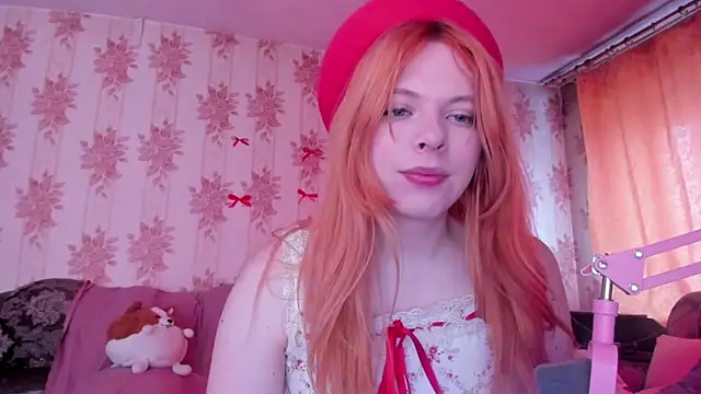 Snapshot of Cutie_Bambi chatting on 18, 4, 2026 Cutie Bambi online show from 18, 4, 2026