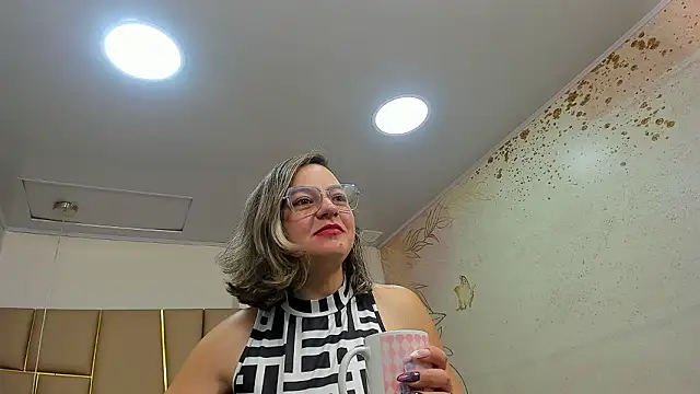 Snapshot of ArianaSommers chatting on 22, 2, 2026 ArianaSommers online show from 22, 2, 2026