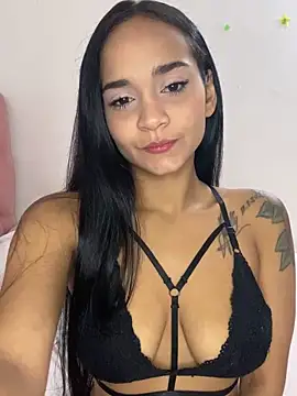 Snapshot of Maria_x_Alejandra chatting on 16, 6, 2026 Maria x Alejandra online show from 16, 6, 2026